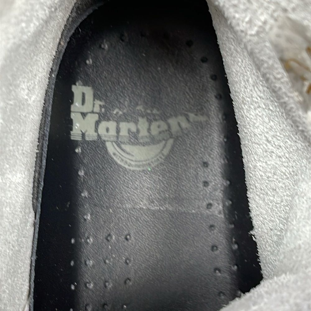 DR. MARTENS VINTAGE ROSE BOOTS - Picture 12 of 13